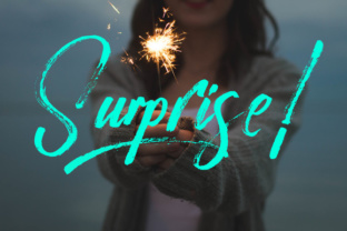 Surprise Font Review: A Versatile Script for Designers